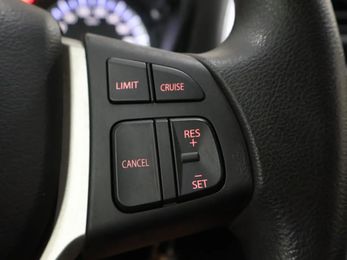 SX4 1.0 Boosterjet Comfort - Cruise - Bluetooth