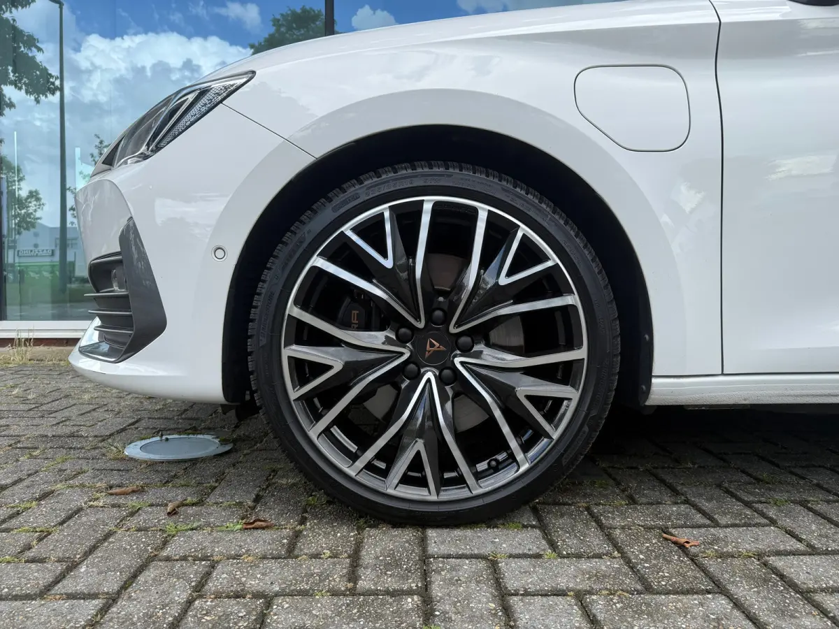 1.4 e-Hybrid VZ Performance - Automaat - Pano/Schuifdak - Navi - org.NL