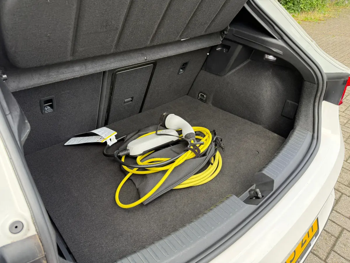 1.4 e-Hybrid VZ Performance - Automaat - Pano/Schuifdak - Navi - org.NL