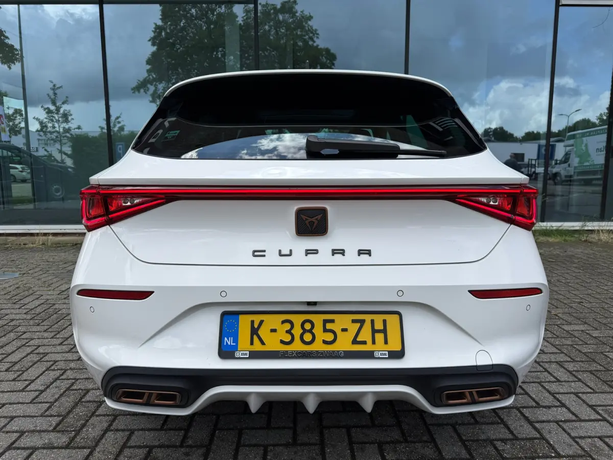 1.4 e-Hybrid VZ Performance - Automaat - Pano/Schuifdak - Navi - org.NL