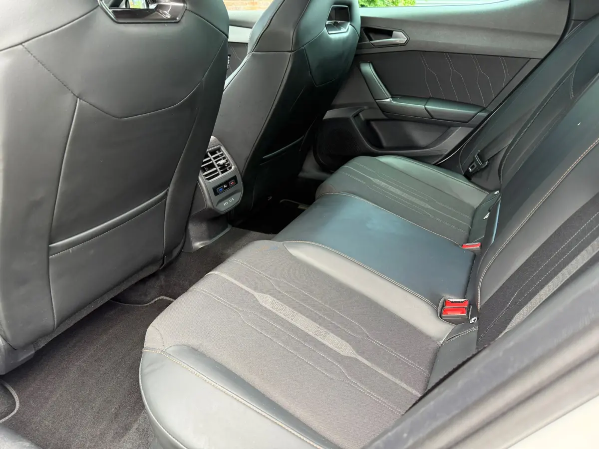1.4 e-Hybrid VZ Performance - Automaat - Pano/Schuifdak - Navi - org.NL