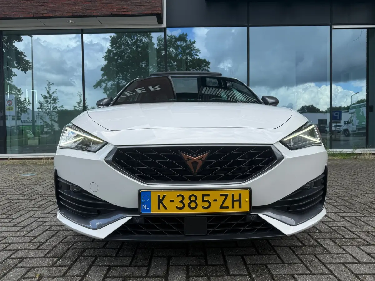 1.4 e-Hybrid VZ Performance - Automaat - Pano/Schuifdak - Navi - org.NL