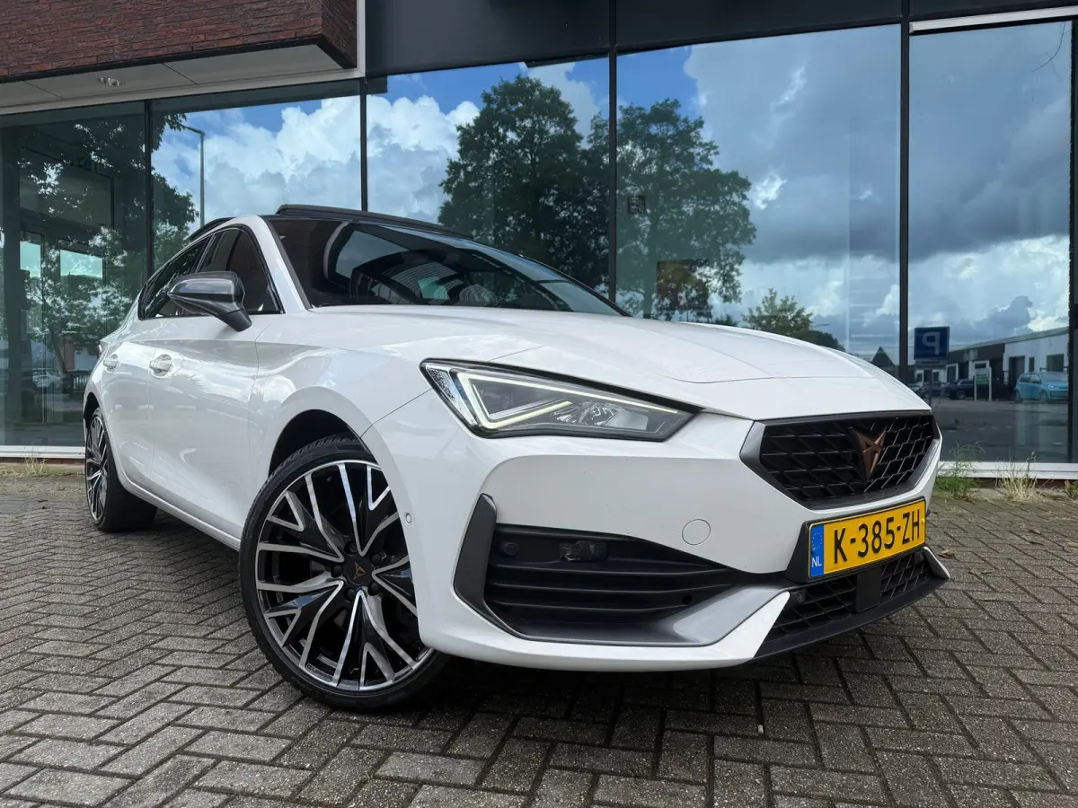 1.4 e-Hybrid VZ Performance - Automaat - Pano/Schuifdak - Navi - org.NL