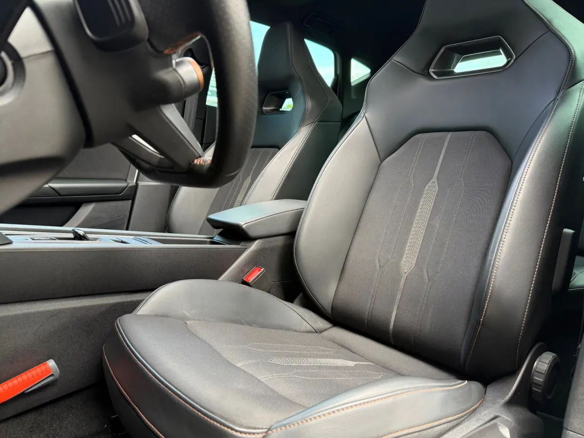 1.4 e-Hybrid VZ Performance - Automaat - Pano/Schuifdak - Navi - org.NL