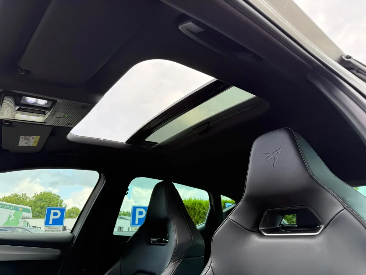 1.4 e-Hybrid VZ Performance - Automaat - Pano/Schuifdak - Navi - org.NL