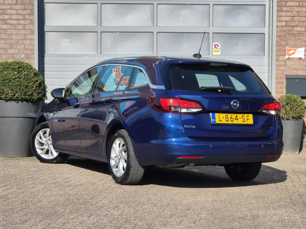 1.2 Business Elegance Dealer onderhouden!
