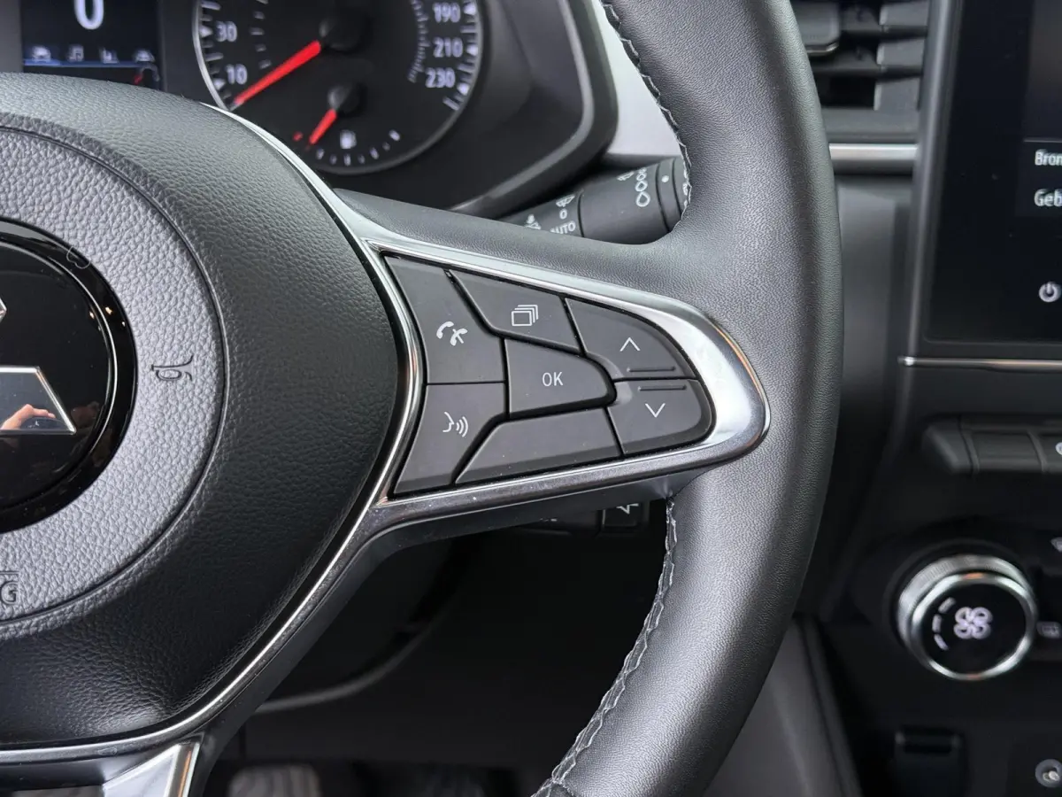 1.0 MPI Turbo Intense | Apple Carplay/Android Auto | Parkeercamera |