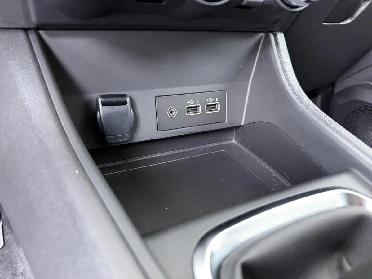 1.0 MPI Turbo Intense | Apple Carplay/Android Auto | Parkeercamera |