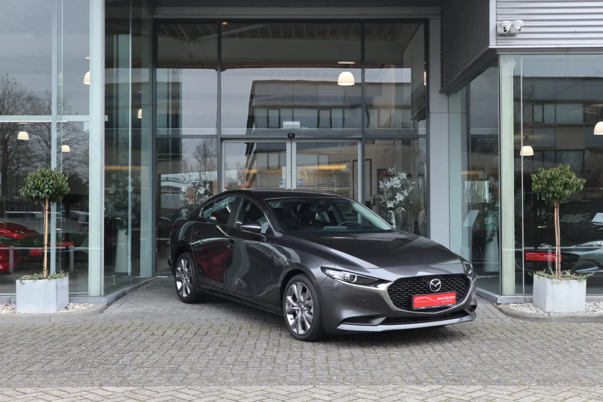 Automaat 2.0 E-SkyActiv-G 122 Camera / Leer / Navi / Apple-Android / ST-verwarming / Cruise