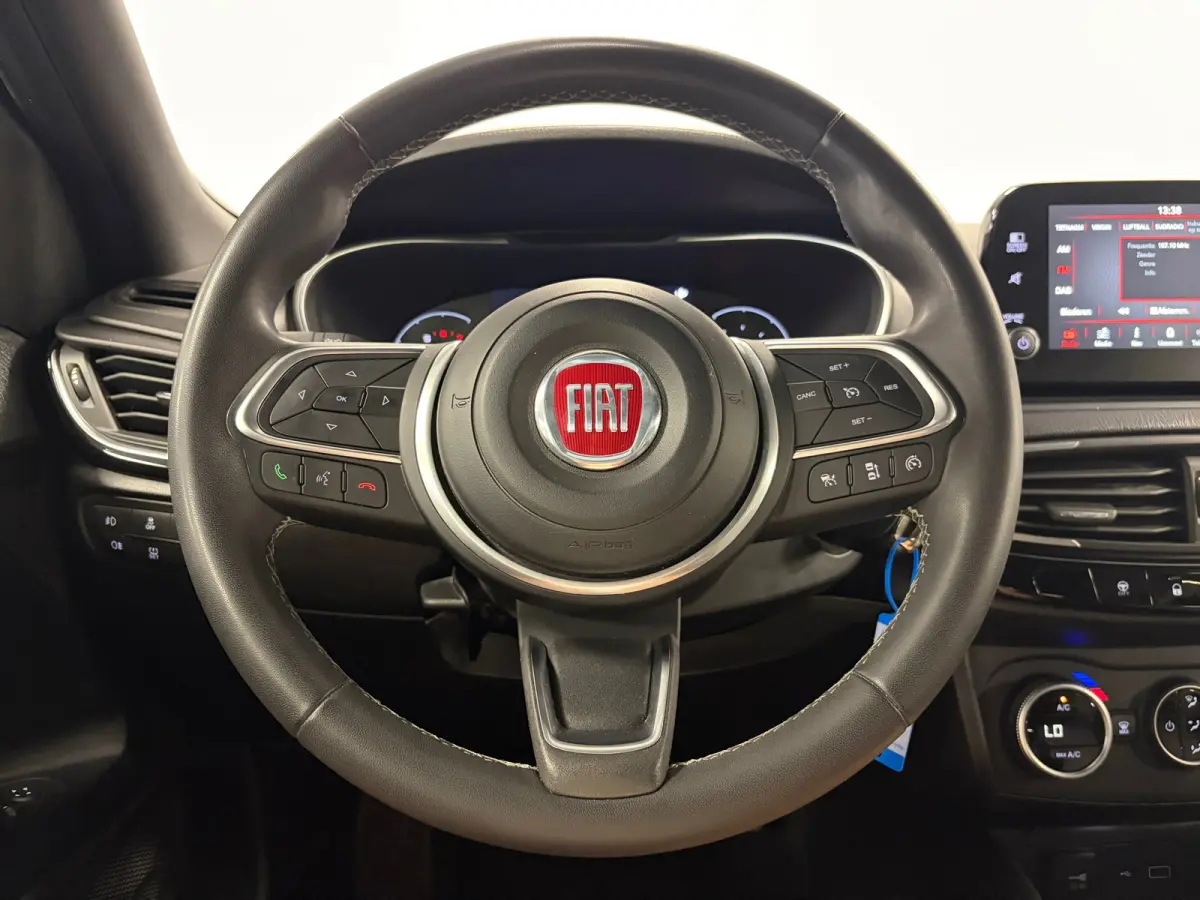 1.0 Tipo Cross*Camera*Stoelverwarming*Airco*PDC*Cruise-Control*Xenon*