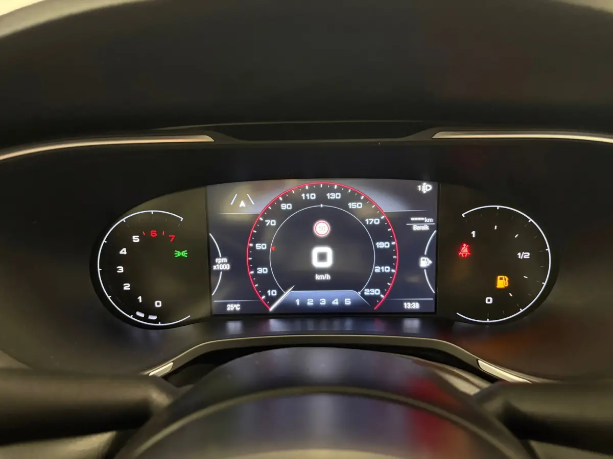 1.0 Tipo Cross*Camera*Stoelverwarming*Airco*PDC*Cruise-Control*Xenon*