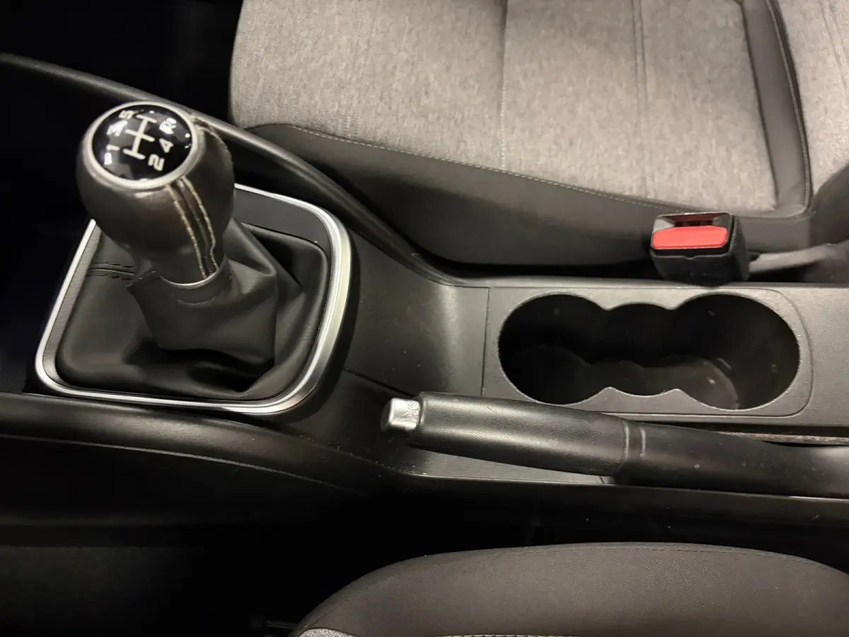 1.0 Tipo Cross*Camera*Stoelverwarming*Airco*PDC*Cruise-Control*Xenon*