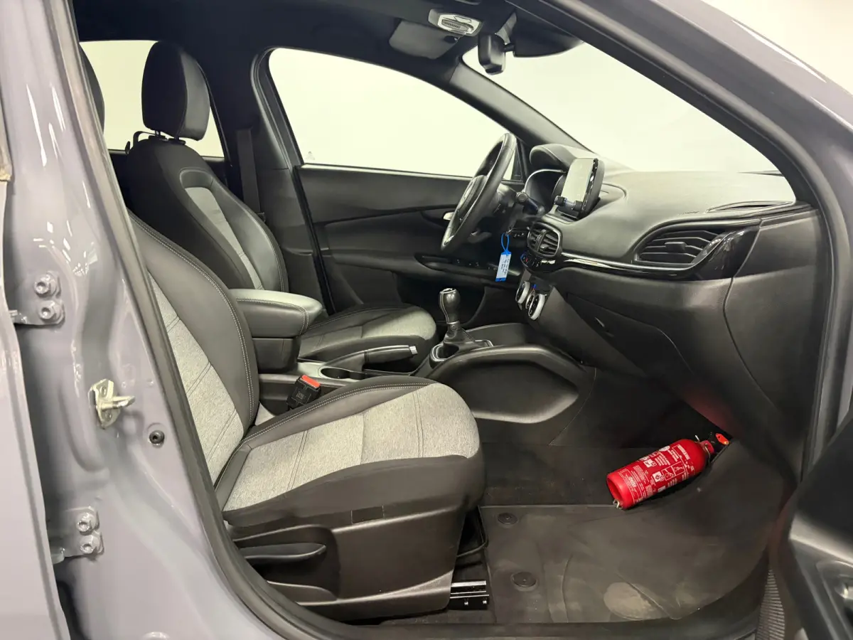 1.0 Tipo Cross*Camera*Stoelverwarming*Airco*PDC*Cruise-Control*Xenon*