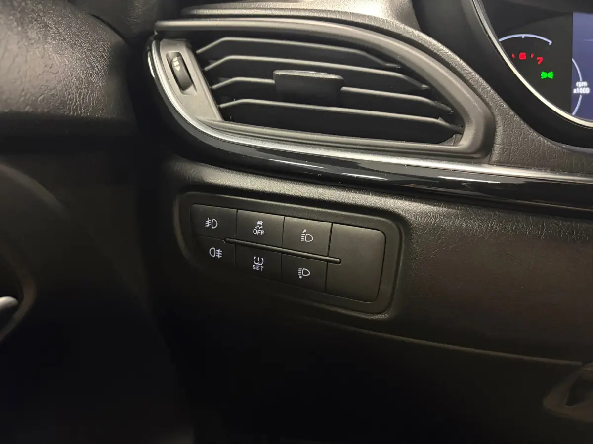 1.0 Tipo Cross*Camera*Stoelverwarming*Airco*PDC*Cruise-Control*Xenon*