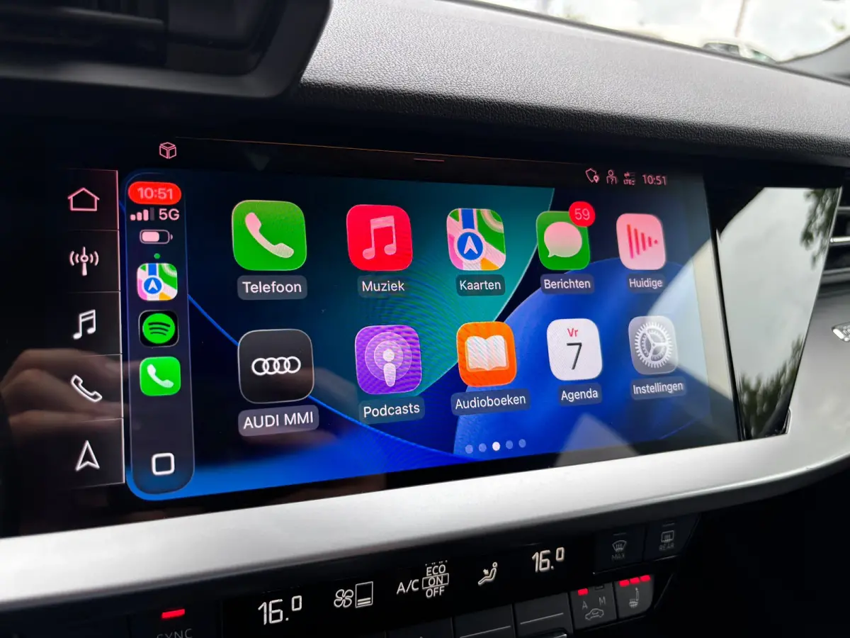 30 TFSI Business edition | Sportstoelen | Stoelverwarming | Apple Carplay | Matrix LED