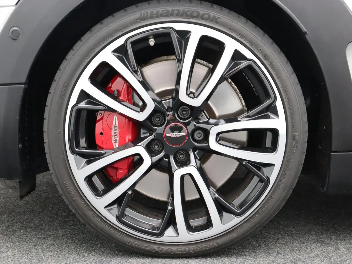 JCW ALL4 Chili + Panoramadak + Harman Kardon + 19''