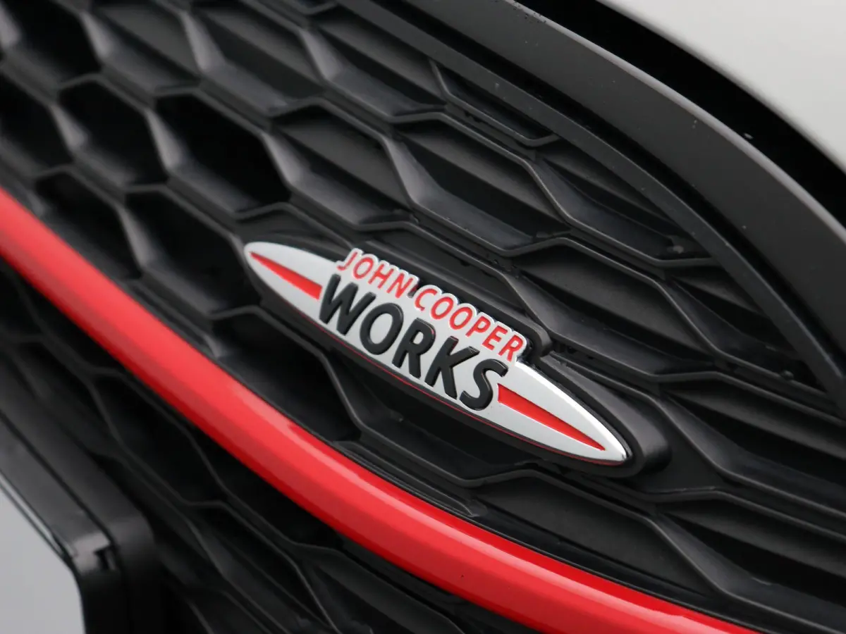JCW ALL4 Chili + Panoramadak + Harman Kardon + 19''