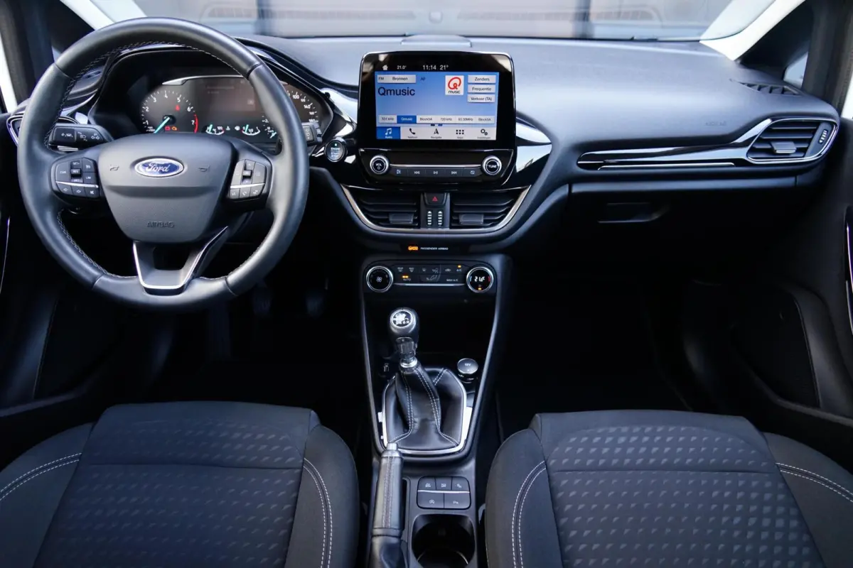 1.0 EcoBoost Titanium, NL, CarPlay, clima, camera