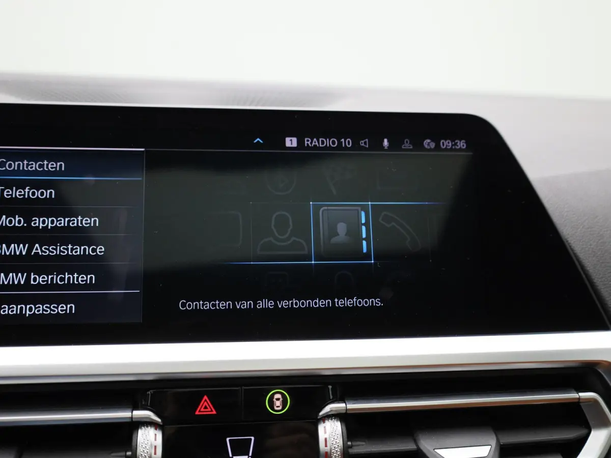 320e Business Edition Plus | Automaat | Apple Carplay / Android Auto | Panoramadak | Achteruitrijcamera | Parkeersensoren | Stoelverwarming | Stuurverwarming |