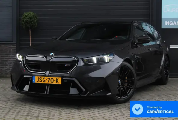 M5 | Full Options | Keramische | Carbon Diffuser | 5 jaar Fabrieksgarantie | AKRA | 3 jaar service