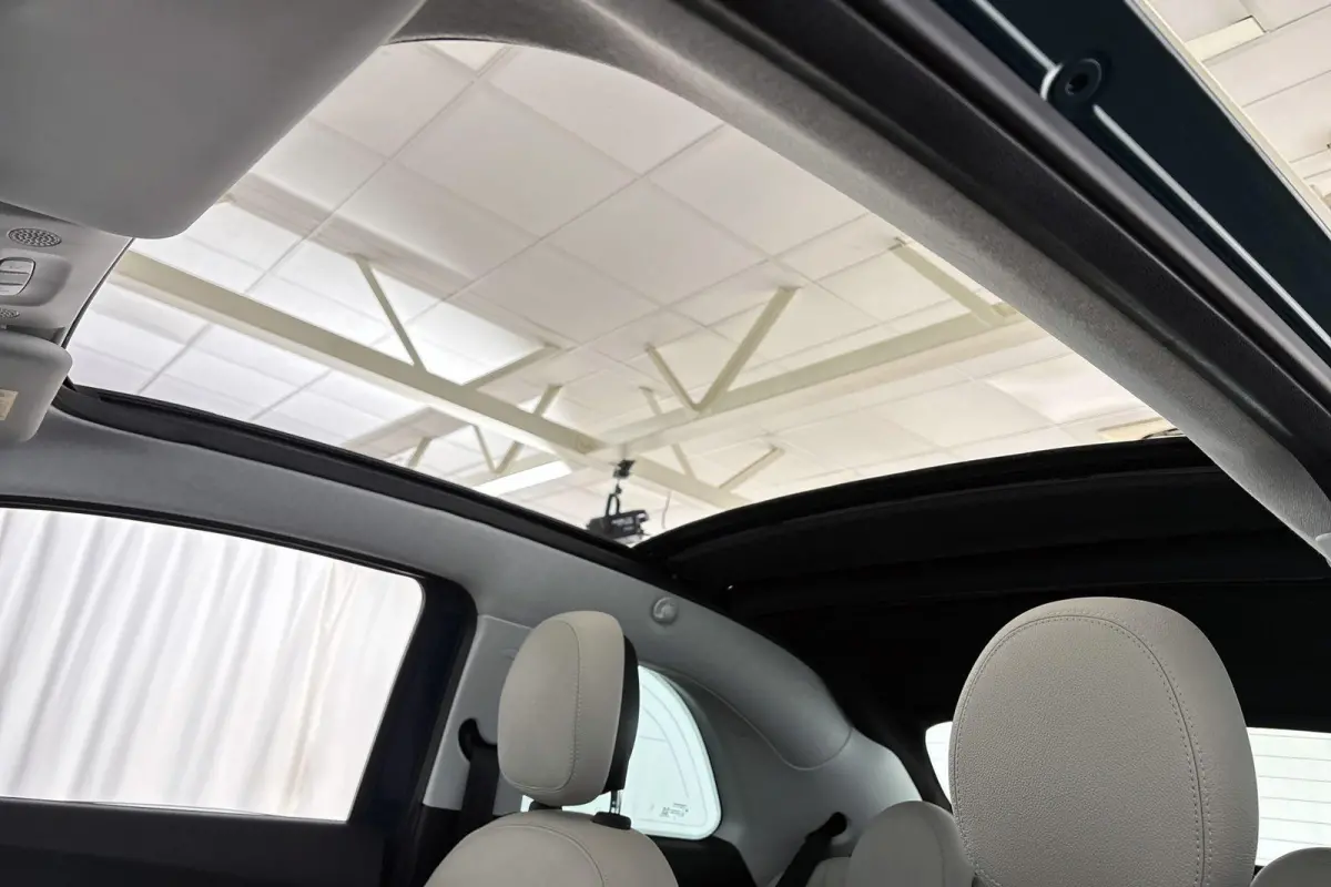 La Prima 24 kWh Cabrio Leder Stoelverwarming Camera JBL Keyless