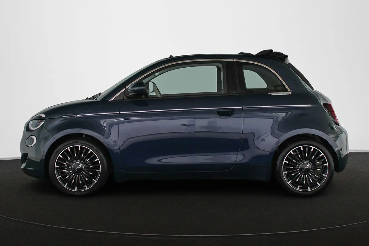 La Prima 24 kWh Cabrio Leder Stoelverwarming Camera JBL Keyless