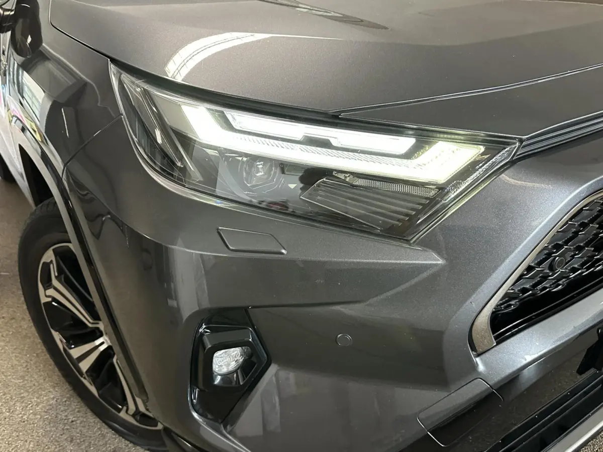 2.5 Plug-in Hybrid AWD Bi-Tone Plus|Rijklaar