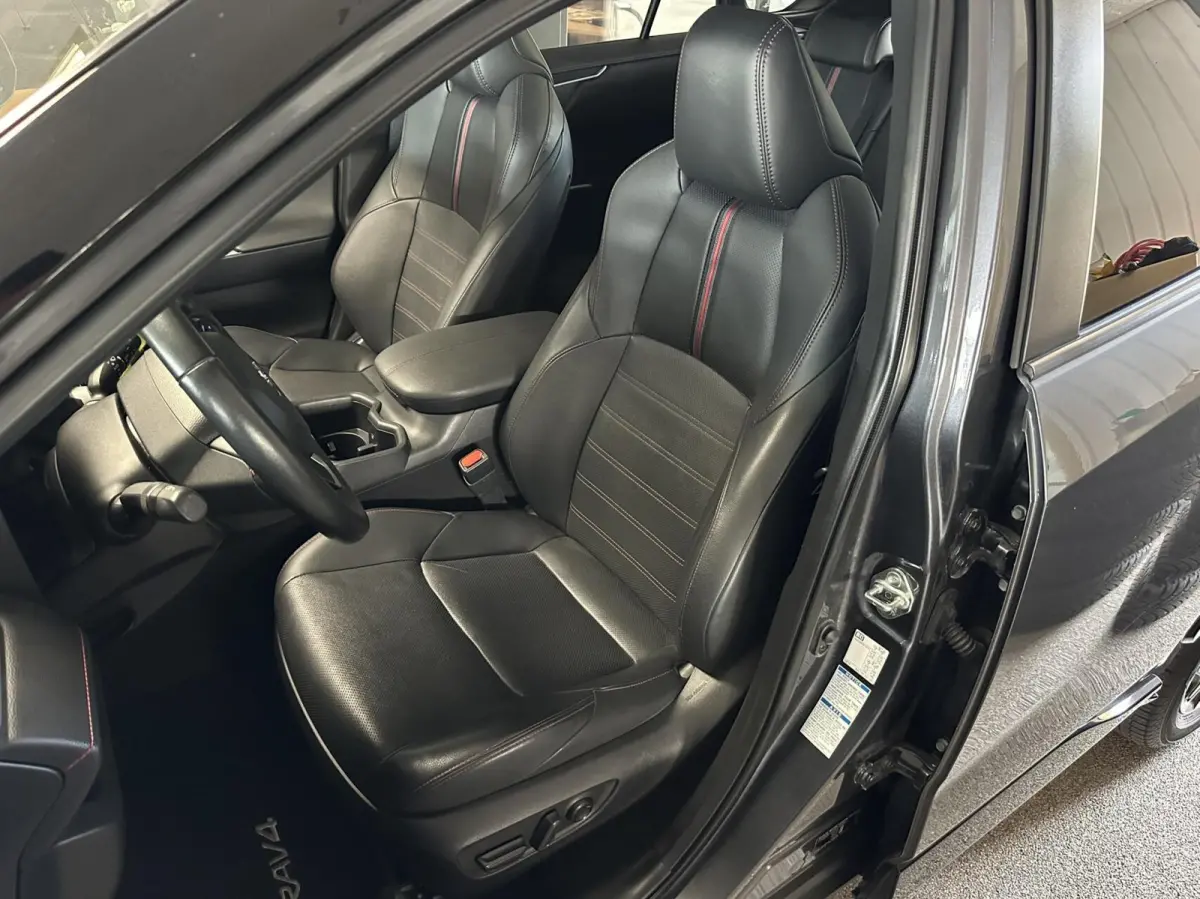 2.5 Plug-in Hybrid AWD Bi-Tone Plus|Rijklaar