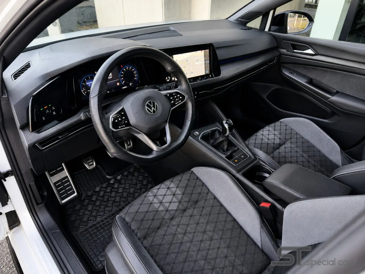 1.5 TSI R-Line|Winter Pakket|18 inch