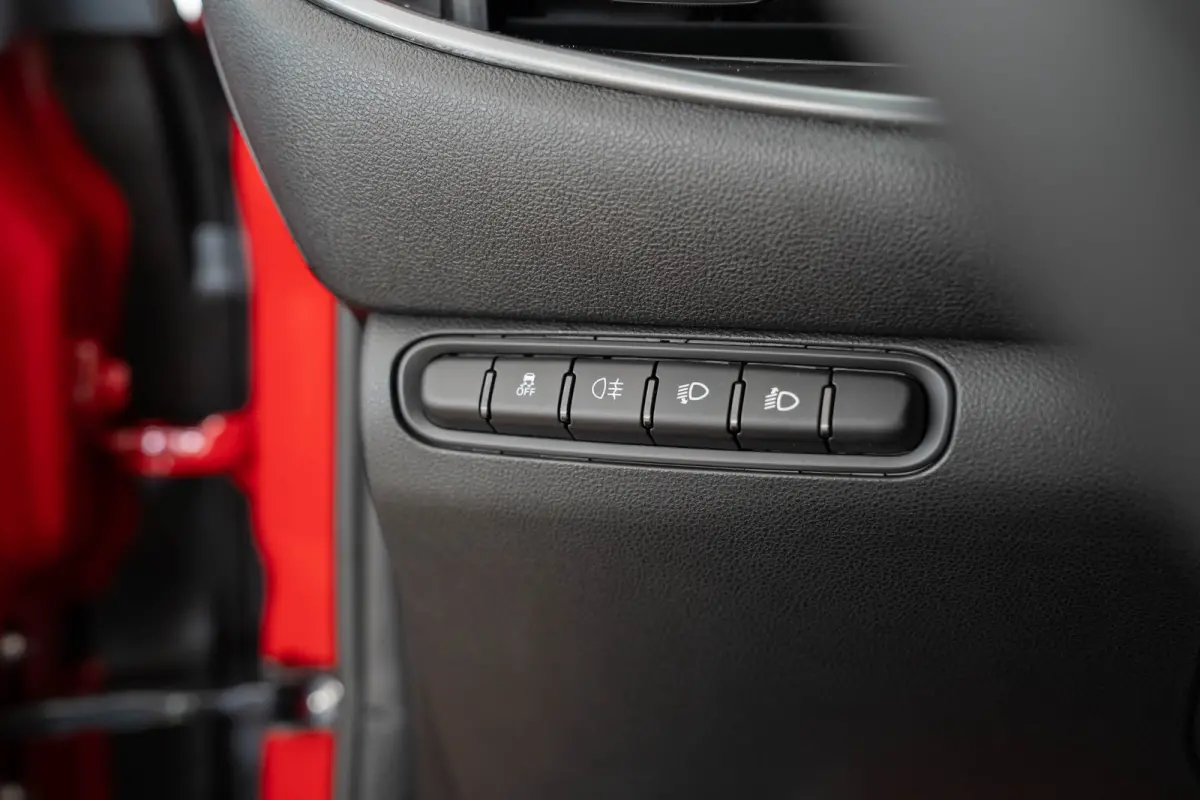 1.0 Hybrid Torino Launch Edition | Tot 8 Jaar Garantie | Climate Controle | Apple Carplay & Android Auto | Keyless | Cruise Controle |