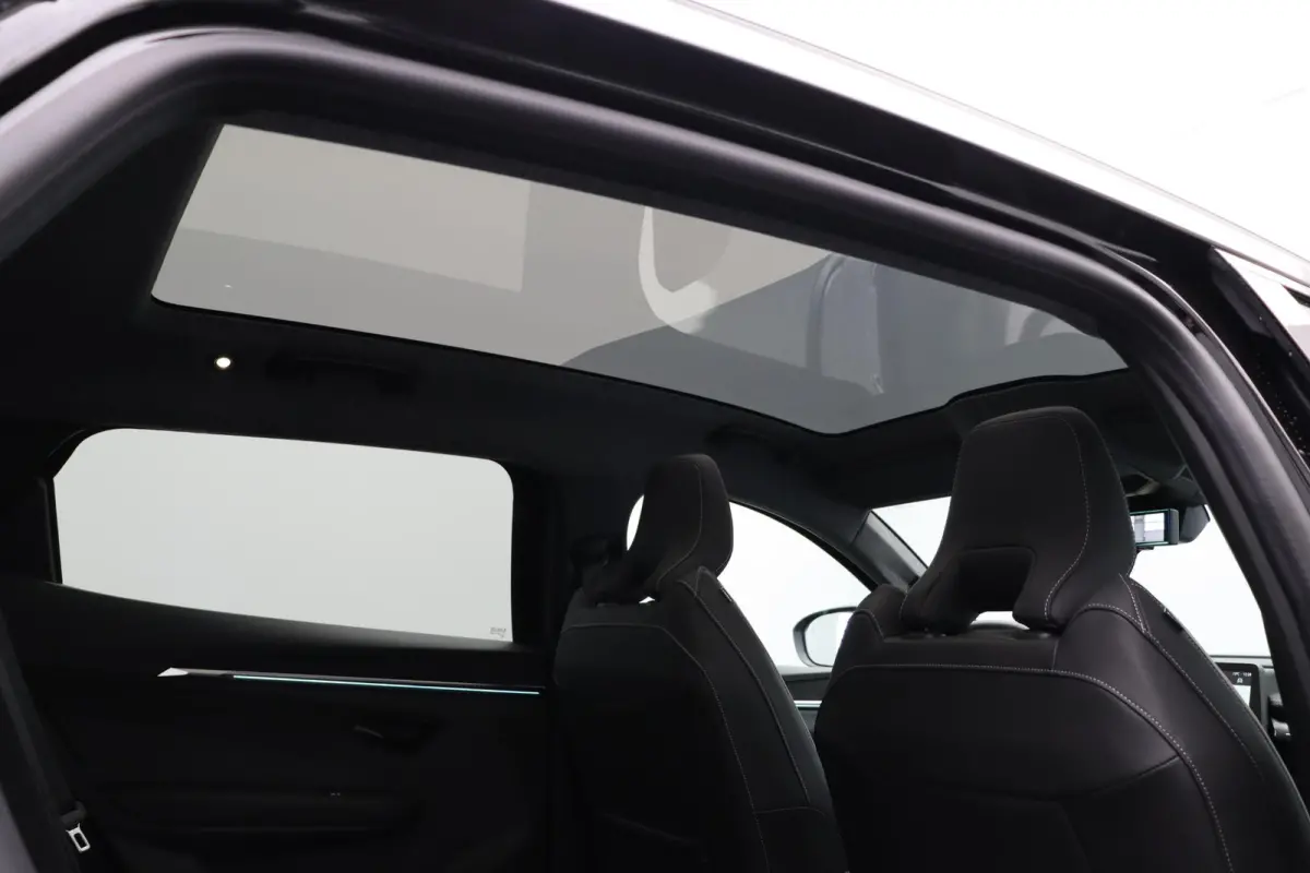 Instyle 87 kWh | Stoel-stuur verwarming | Lederen interieur | Elektrochromatish Panoramadak | Harman Kardon |
