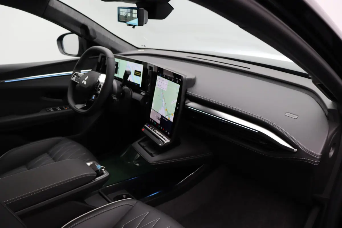 Instyle 87 kWh | Stoel-stuur verwarming | Lederen interieur | Elektrochromatish Panoramadak | Harman Kardon |