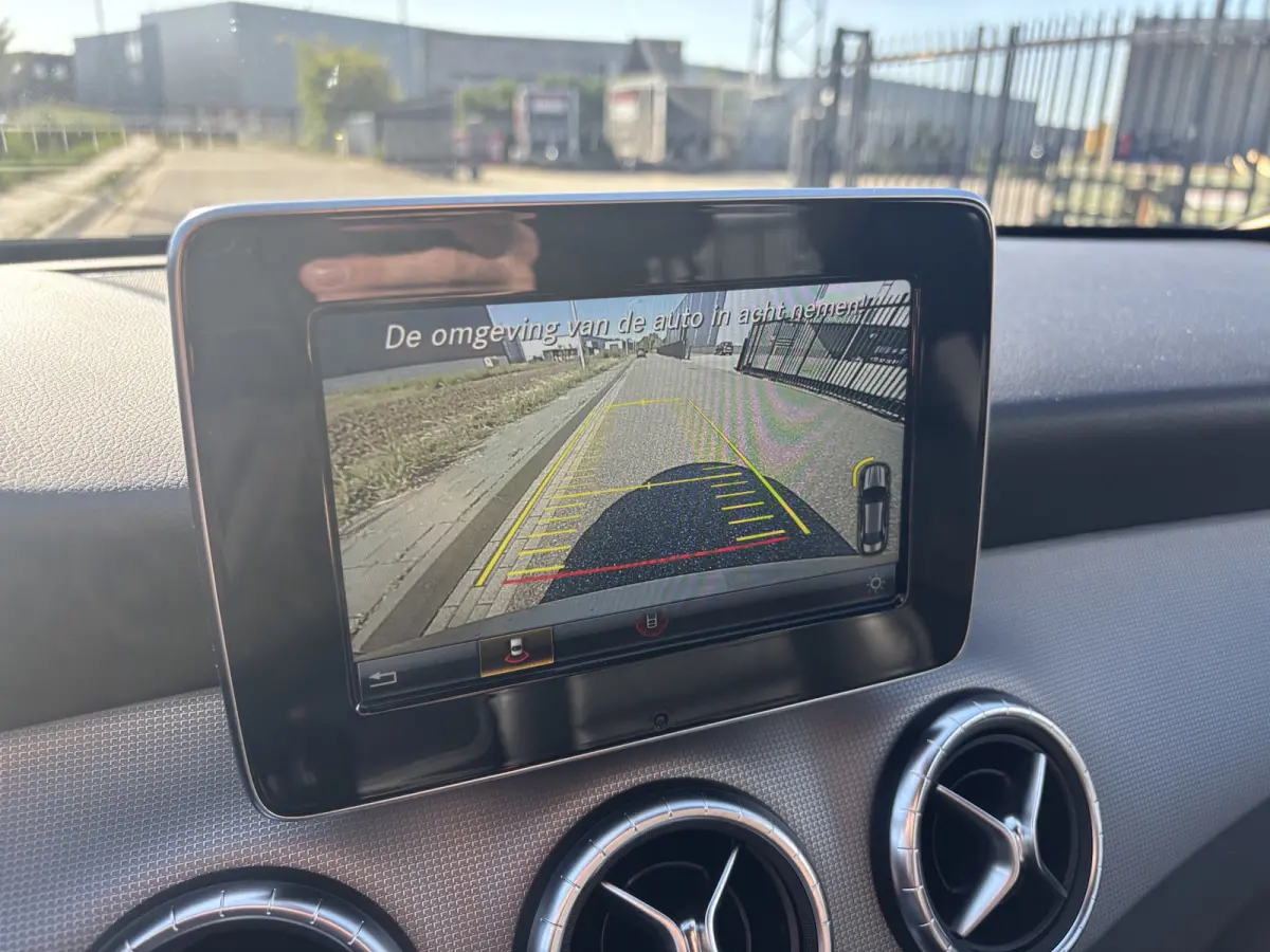 180 Prestige Automaat 12 Maanden Bovag Garantie inclusief!