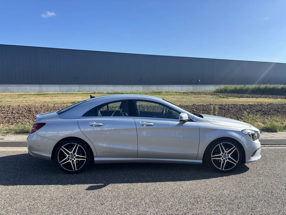 180 Prestige Automaat 12 Maanden Bovag Garantie inclusief!