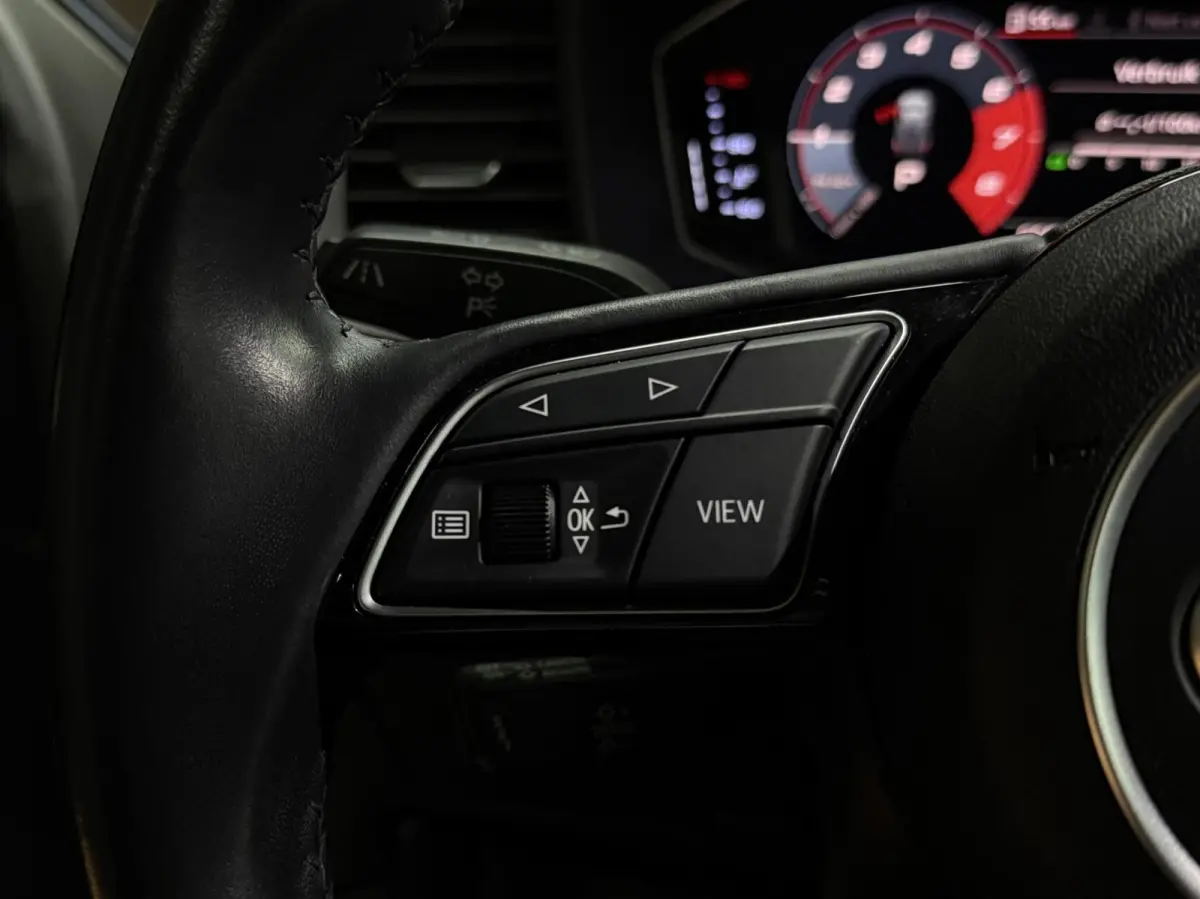 30 TFSI|LED|KEYLESS|CRUISE|STOELVERWARMING