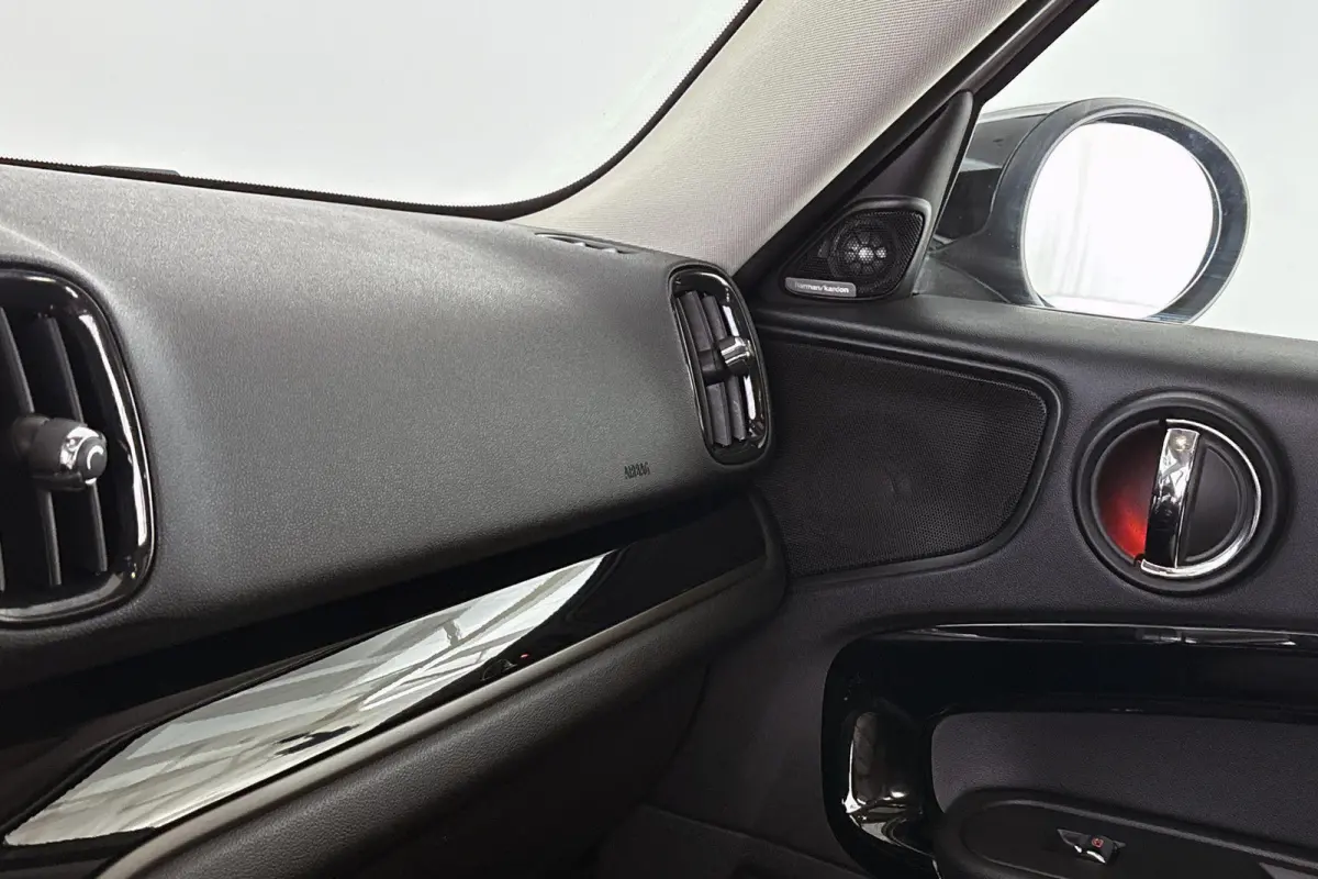 1.5 Cooper ALL4 Untamed Pano Harman Kardon Head-Up Stoelverwarming
