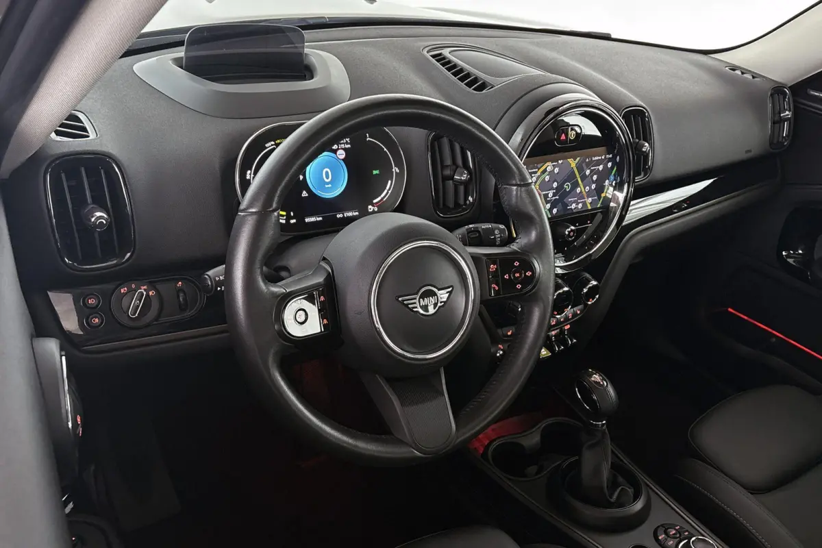 1.5 Cooper ALL4 Untamed Pano Harman Kardon Head-Up Stoelverwarming