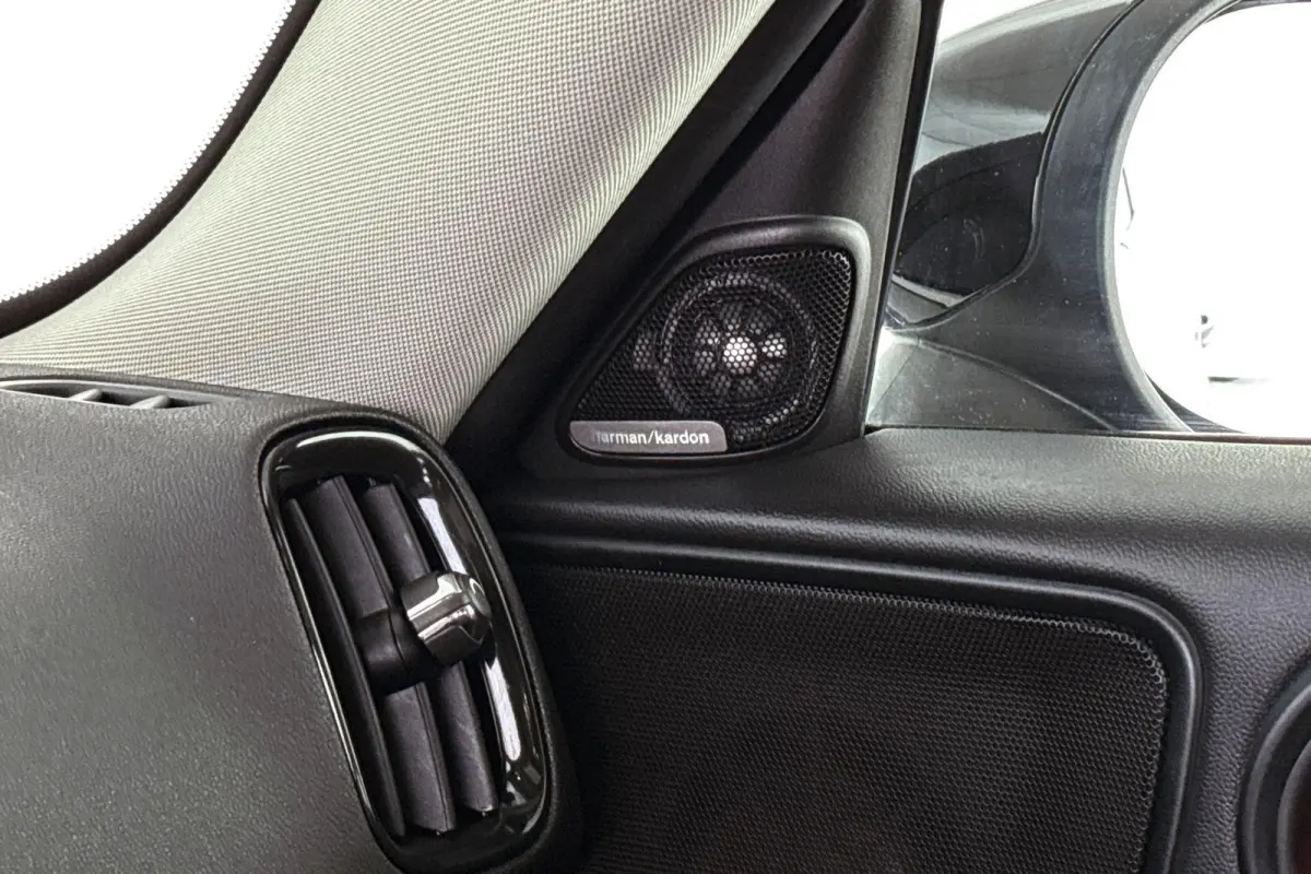 1.5 Cooper ALL4 Untamed Pano Harman Kardon Head-Up Stoelverwarming
