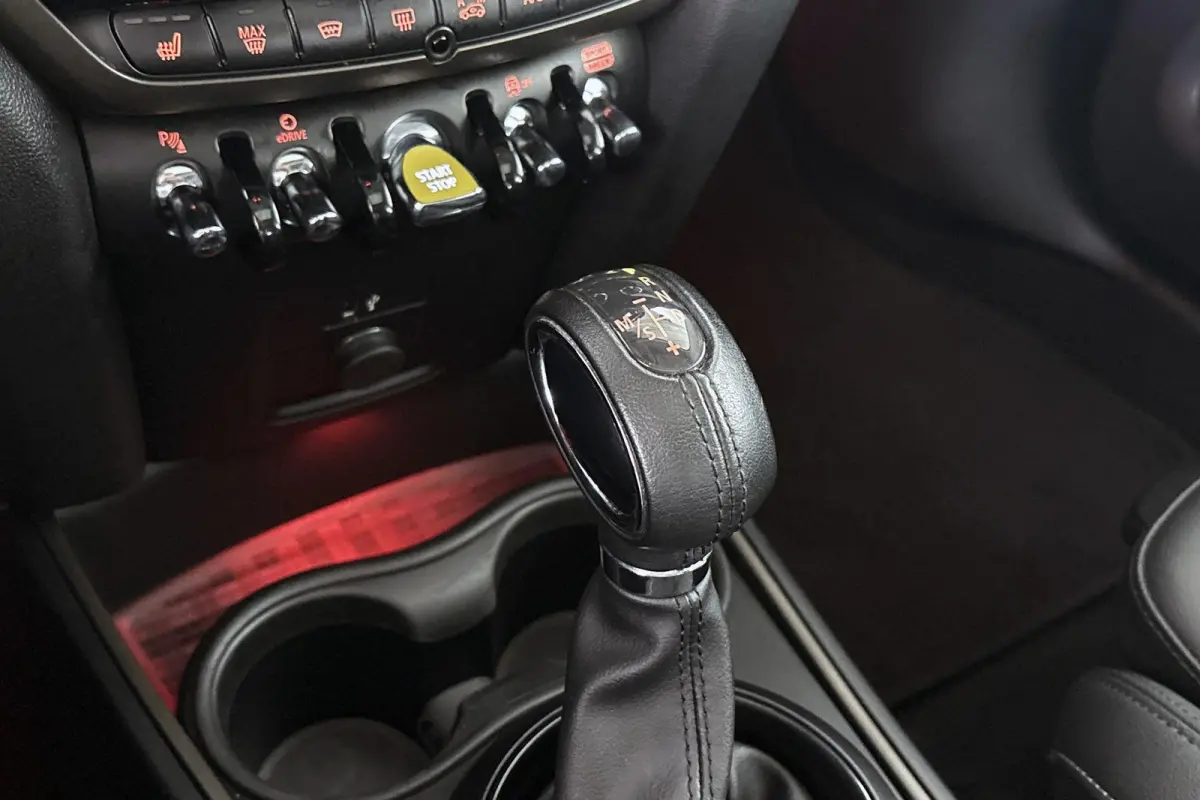 1.5 Cooper ALL4 Untamed Pano Harman Kardon Head-Up Stoelverwarming