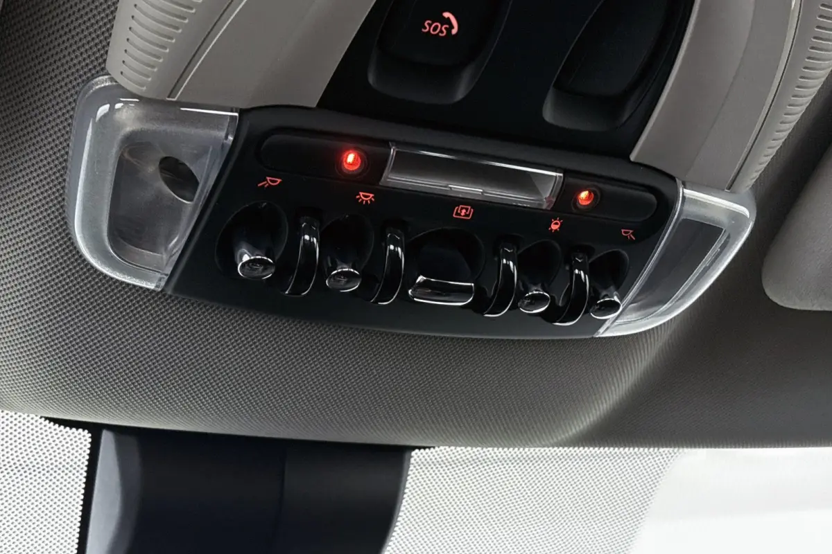 1.5 Cooper ALL4 Untamed Pano Harman Kardon Head-Up Stoelverwarming