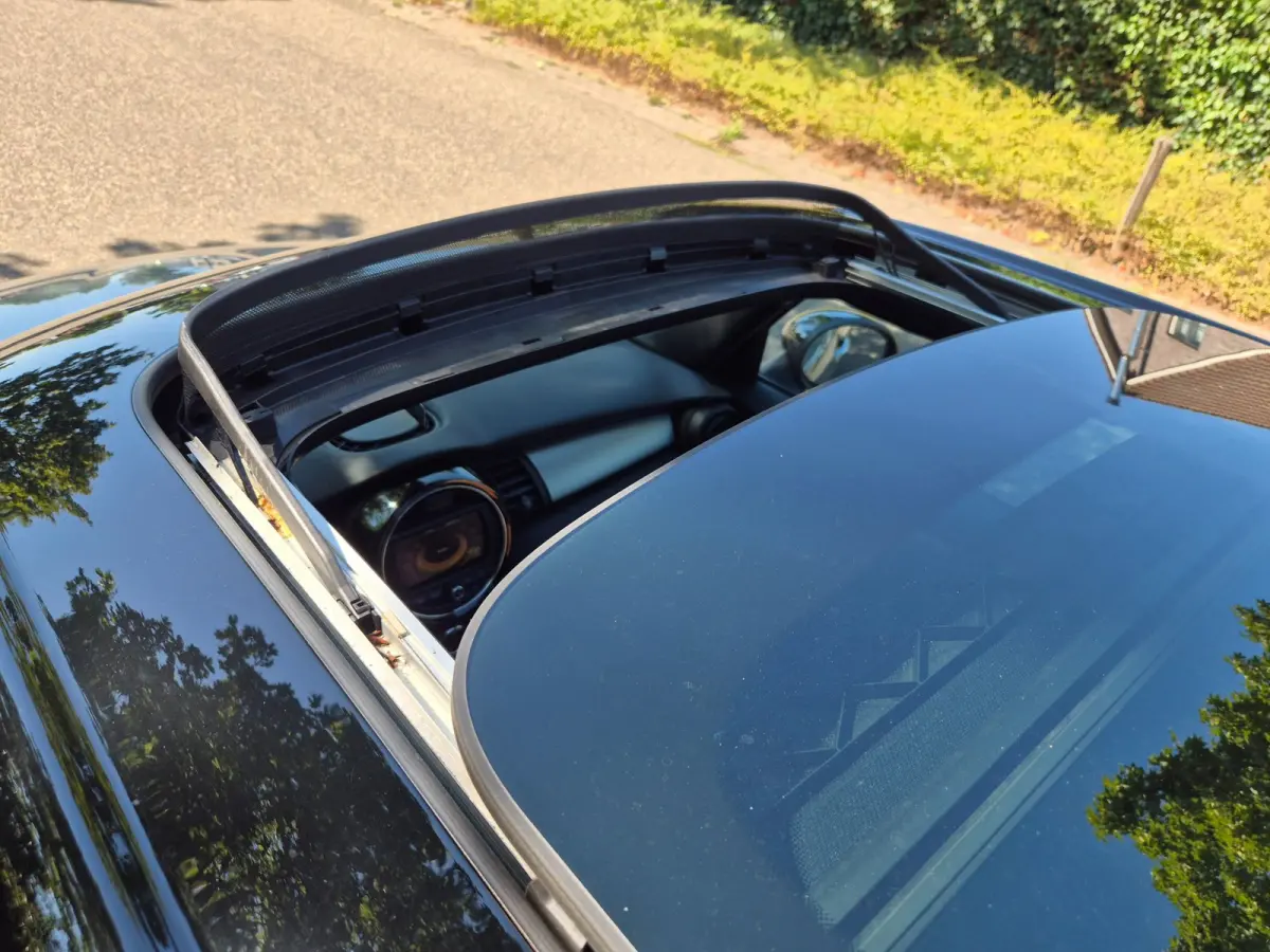 1.5 Salt Automaat Panorama 2-kleur comb. Navigatie PDC NAP 1.5 Cooper Salt Business