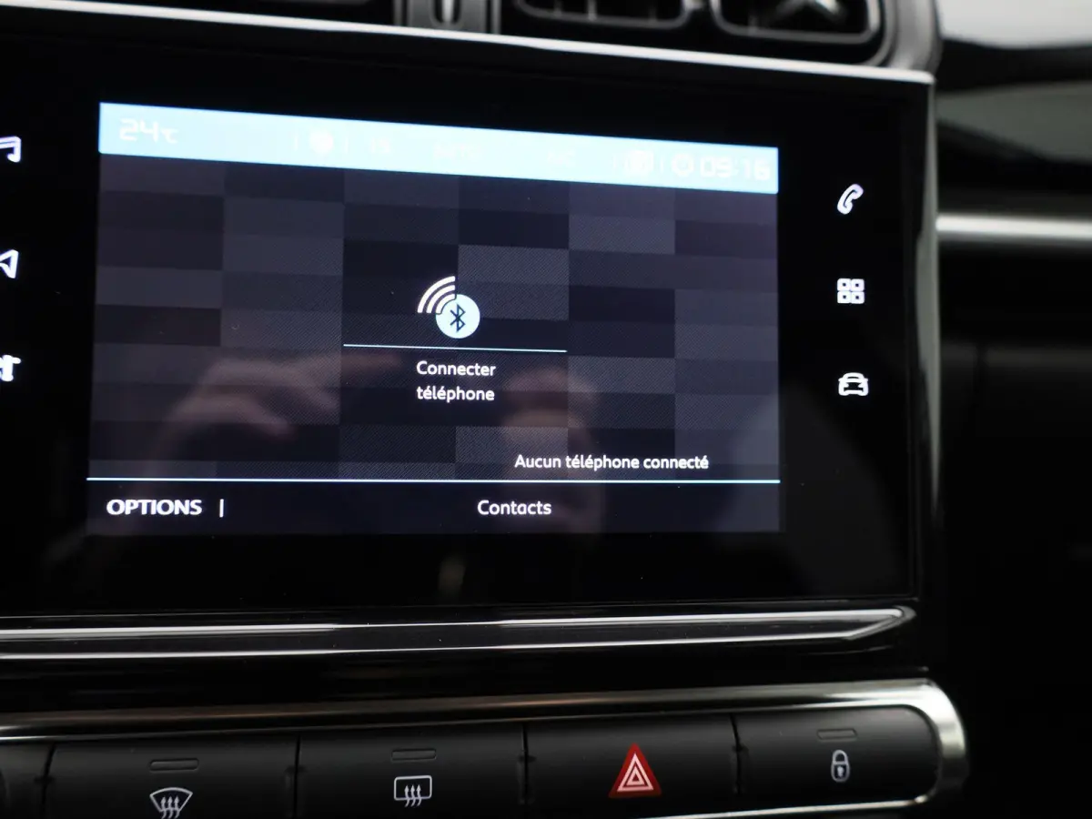 1.2 PureTech Feel | Apple Carplay / Android Auto | Airco | Privacy Glass |
