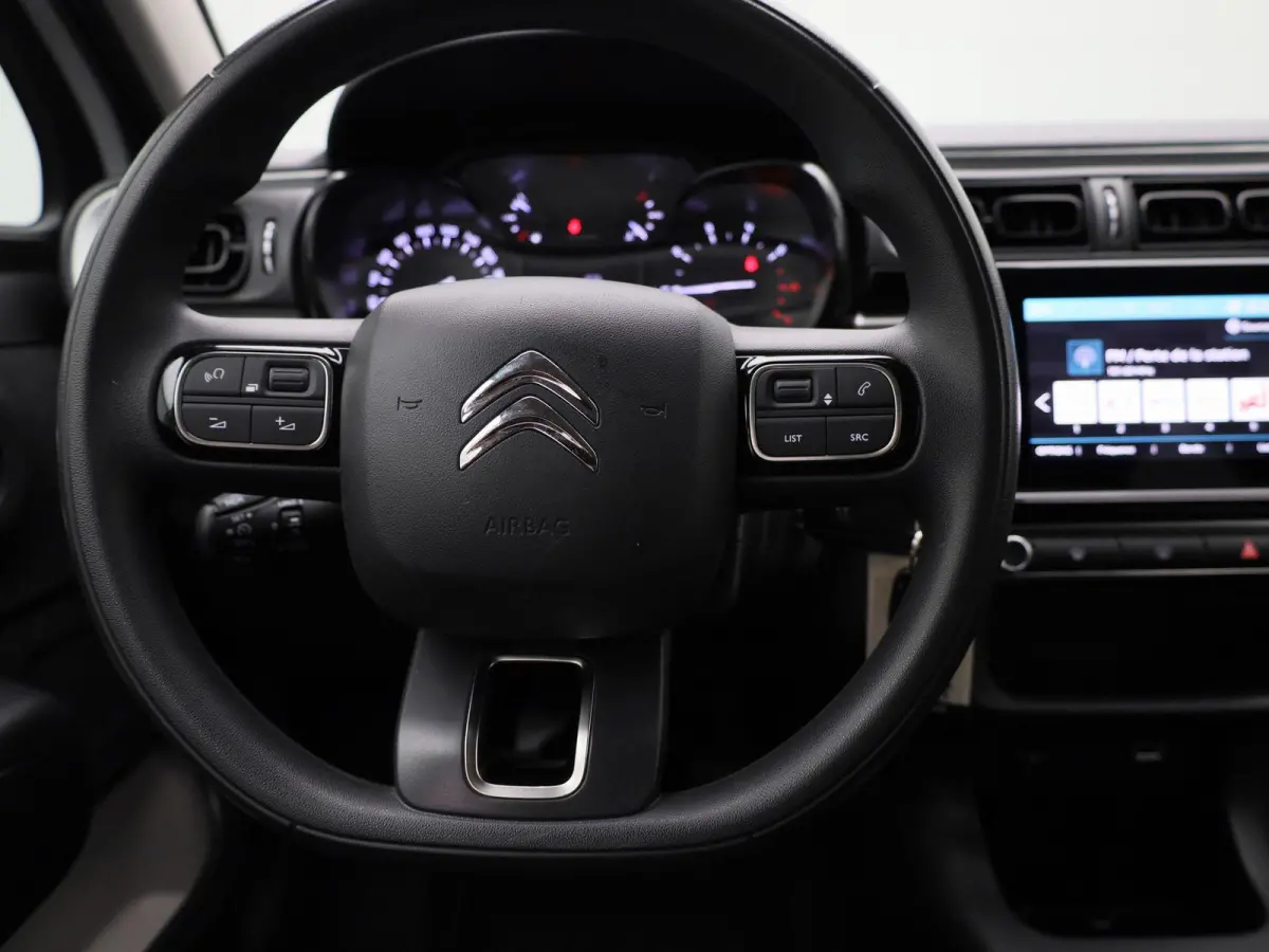 1.2 PureTech Feel | Apple Carplay / Android Auto | Airco | Privacy Glass |