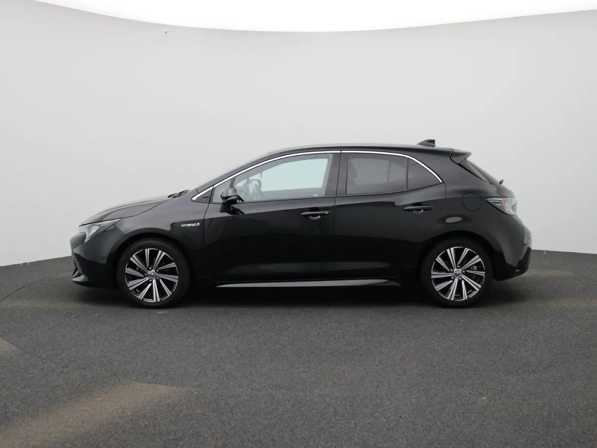 1.8 Hybrid Business Plus | Navigatie | Airco | Lichtmetalen Velgen | Privacy Glass | Camera | Keyless |