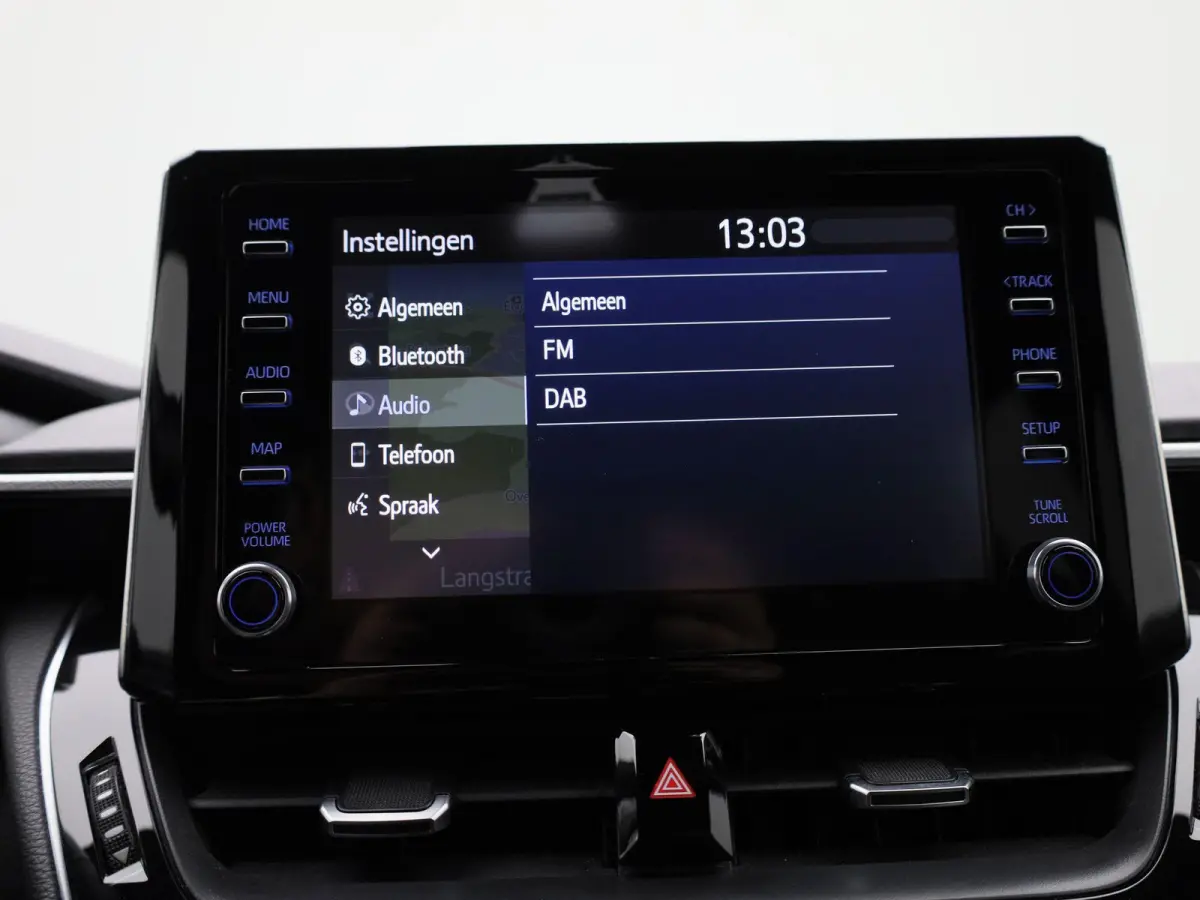 1.8 Hybrid Business Plus | Navigatie | Airco | Lichtmetalen Velgen | Privacy Glass | Camera | Keyless |