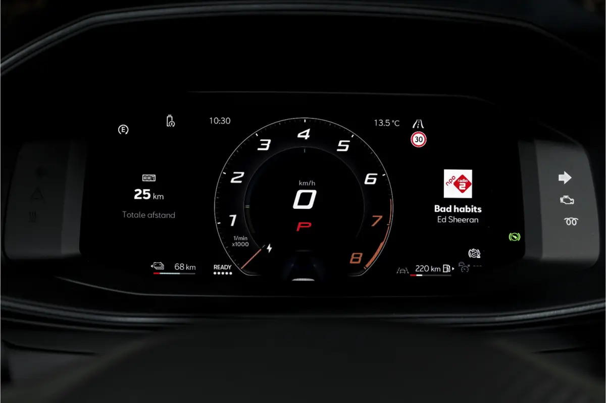 1.5 TSI e-Hybrid 272 PK VZ Extreme | Maxton Design | Bronze Matt | S/K-Panodak | Sennheiser | Elek. stoelen | Matrix LED | Adapt. Cruise | Stoel-+stuurverw. | Camera | NAV+App. Connect | Ele