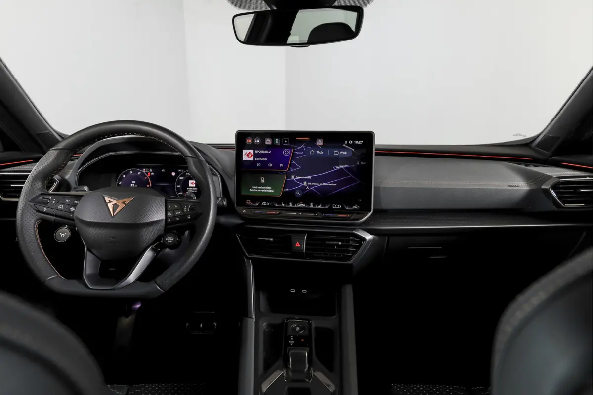 1.5 TSI e-Hybrid 272 PK VZ Extreme | Maxton Design | Bronze Matt | S/K-Panodak | Sennheiser | Elek. stoelen | Matrix LED | Adapt. Cruise | Stoel-+stuurverw. | Camera | NAV+App. Connect | Ele