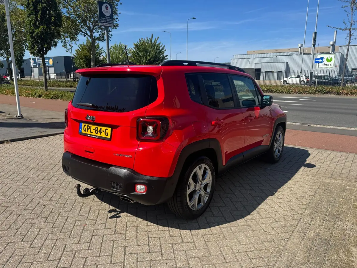 1.3T Freedom Automaat! | Achteruitrijcamera | Adaptieve Cruise Control | Apple Carplay/Android Auto | BLIS | Trekhaak | Sensoren Voor+Achter |