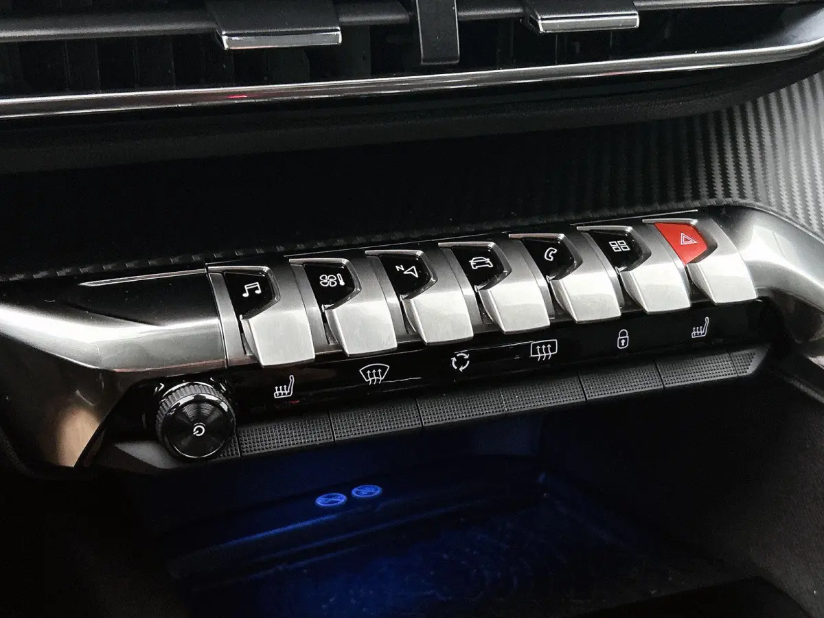 1.2 PureTech 96kW Allure | NAVIGATIE | CAMERA | KLIMAATREGELING