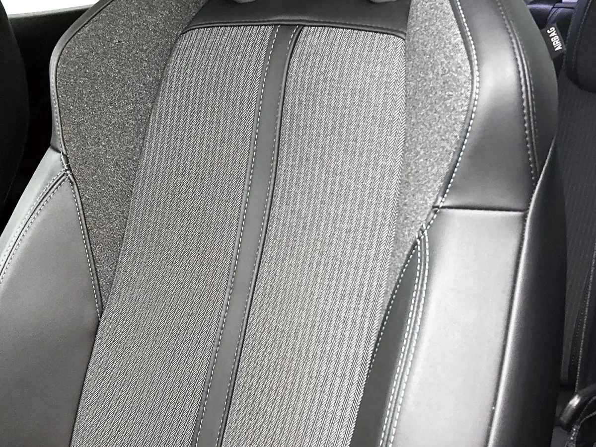 1.2 PureTech 96kW Allure | NAVIGATIE | CAMERA | KLIMAATREGELING